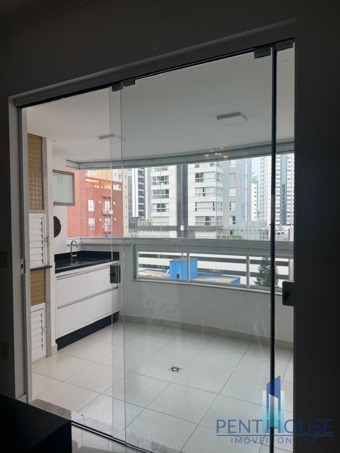 Apartamento para alugar com 3 quartos, 104m² - Foto 1