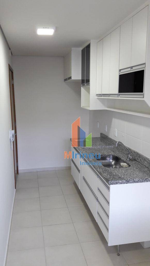 Apartamento à venda com 2 quartos, 56m² - Foto 14