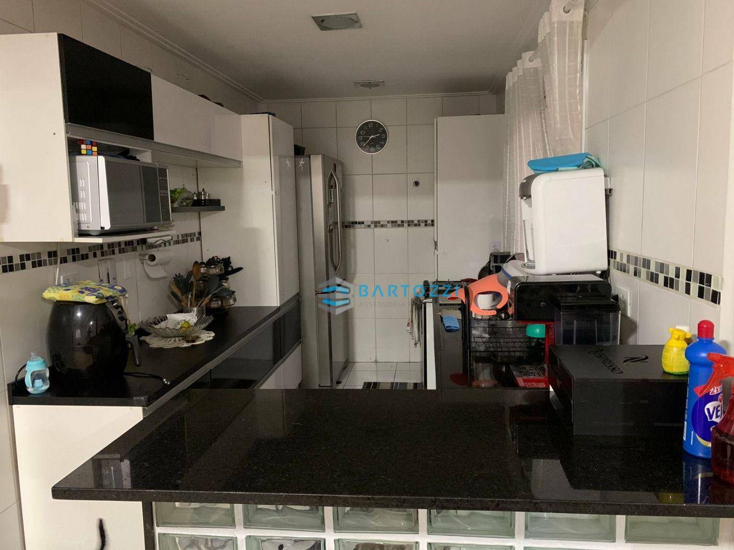 Apartamento à venda com 2 quartos, 108m² - Foto 1