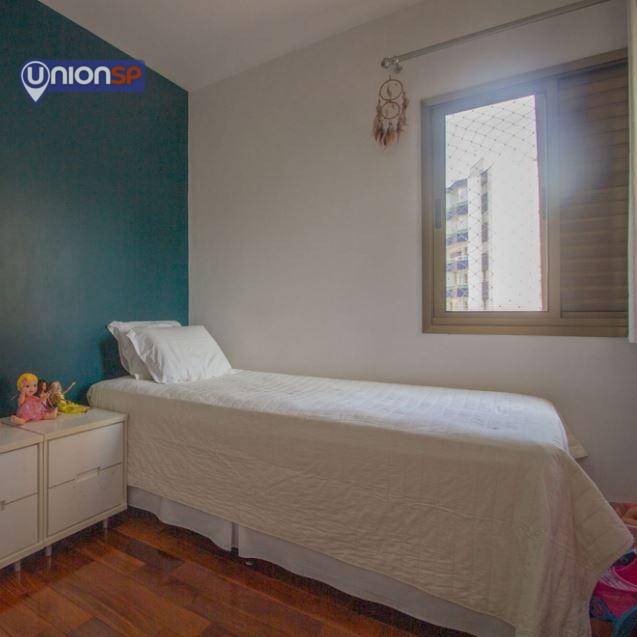 Apartamento à venda com 3 quartos, 147m² - Foto 6