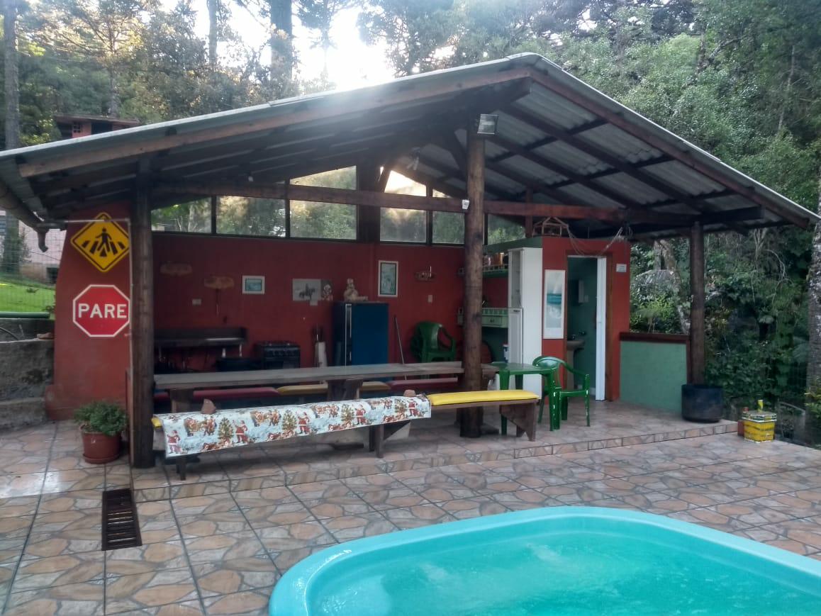 Casa à venda com 3 quartos, 60m² - Foto 2