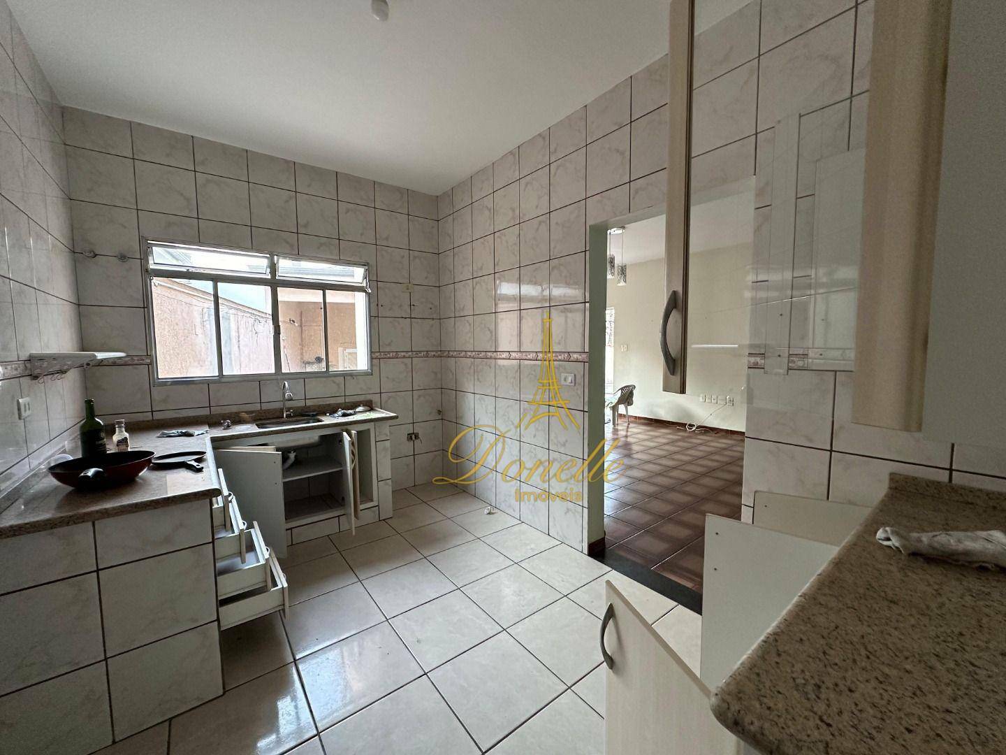 Casa à venda com 3 quartos, 182m² - Foto 12