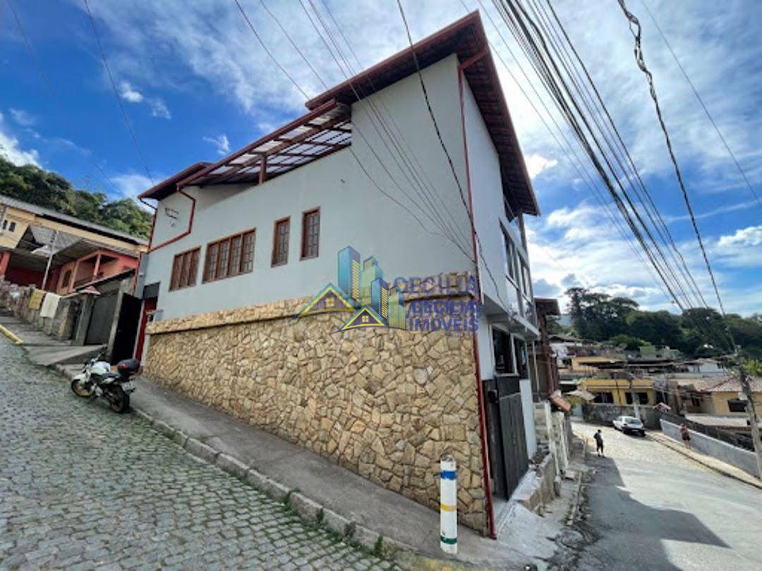 Casa à venda e aluguel com 4 quartos, 1M2 - Foto 2