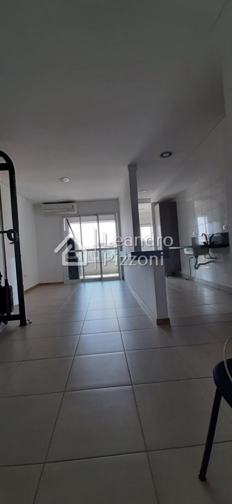 Apartamento à venda com 2 quartos, 82m² - Foto 3