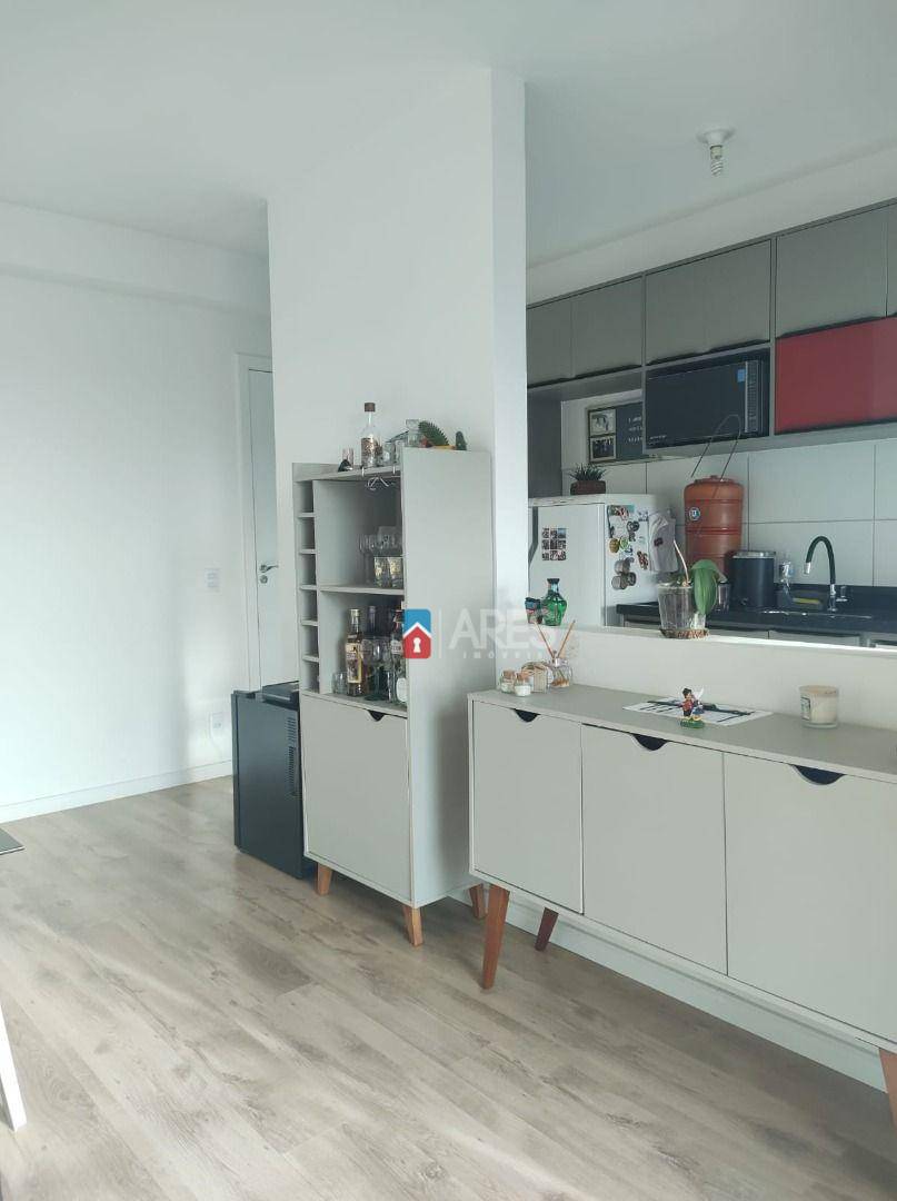 Apartamento à venda com 2 quartos, 50m² - Foto 10