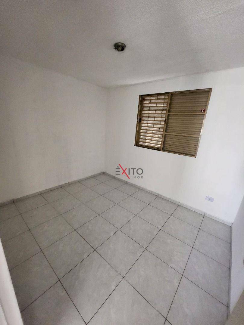 Apartamento à venda com 2 quartos, 42m² - Foto 4