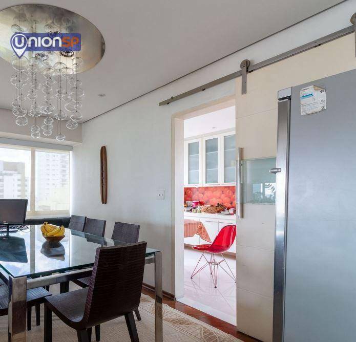 Apartamento à venda com 4 quartos, 210m² - Foto 3