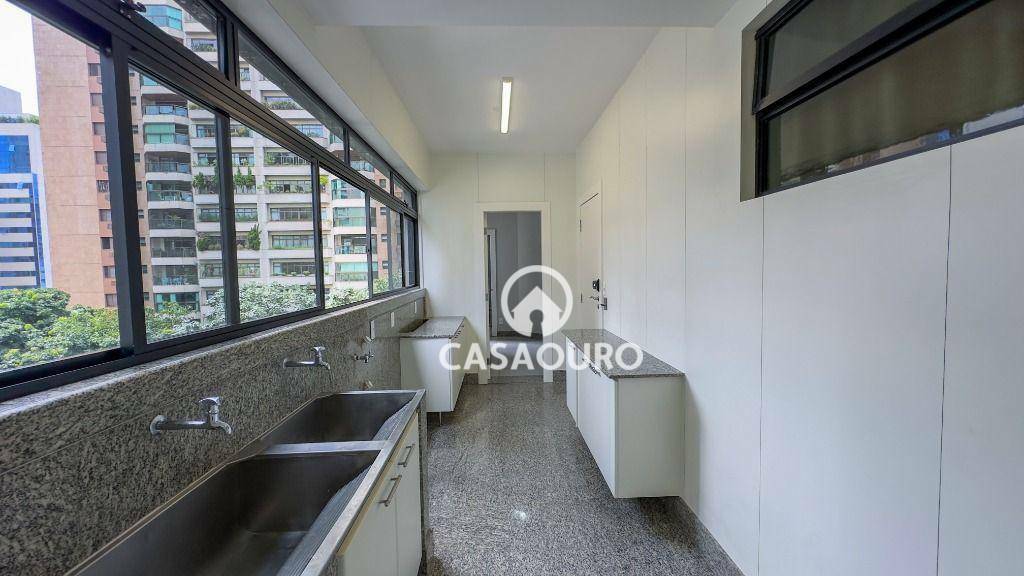 Apartamento à venda com 4 quartos, 280m² - Foto 13