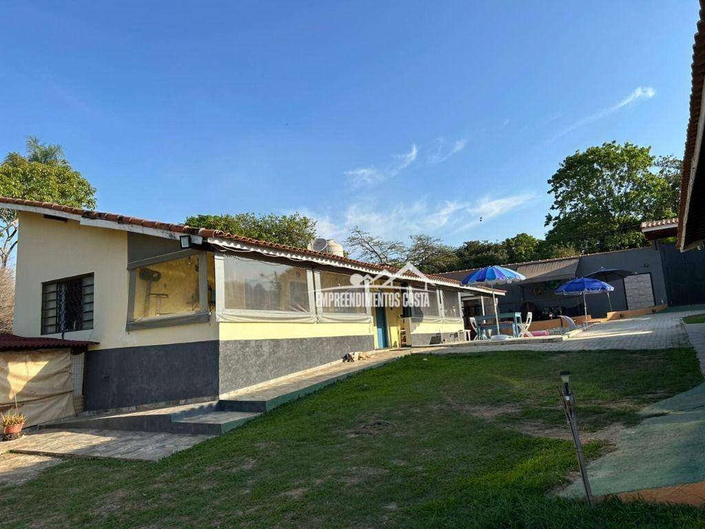 Chácara à venda com 3 quartos, 300m² - Foto 6