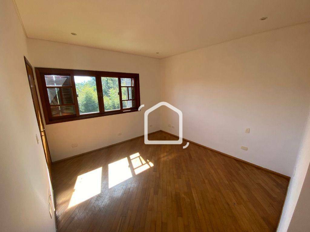 Casa para alugar com 4 quartos, 300m² - Foto 36