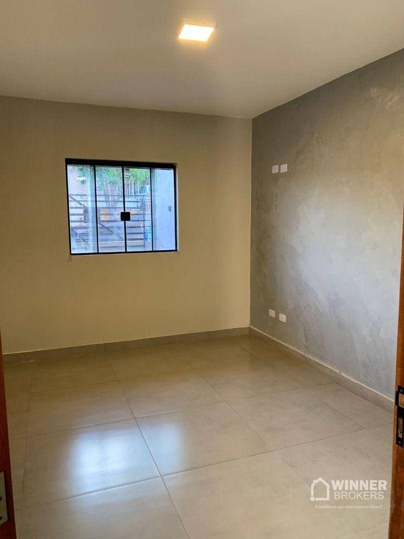 Casa à venda com 2 quartos, 70m² - Foto 6