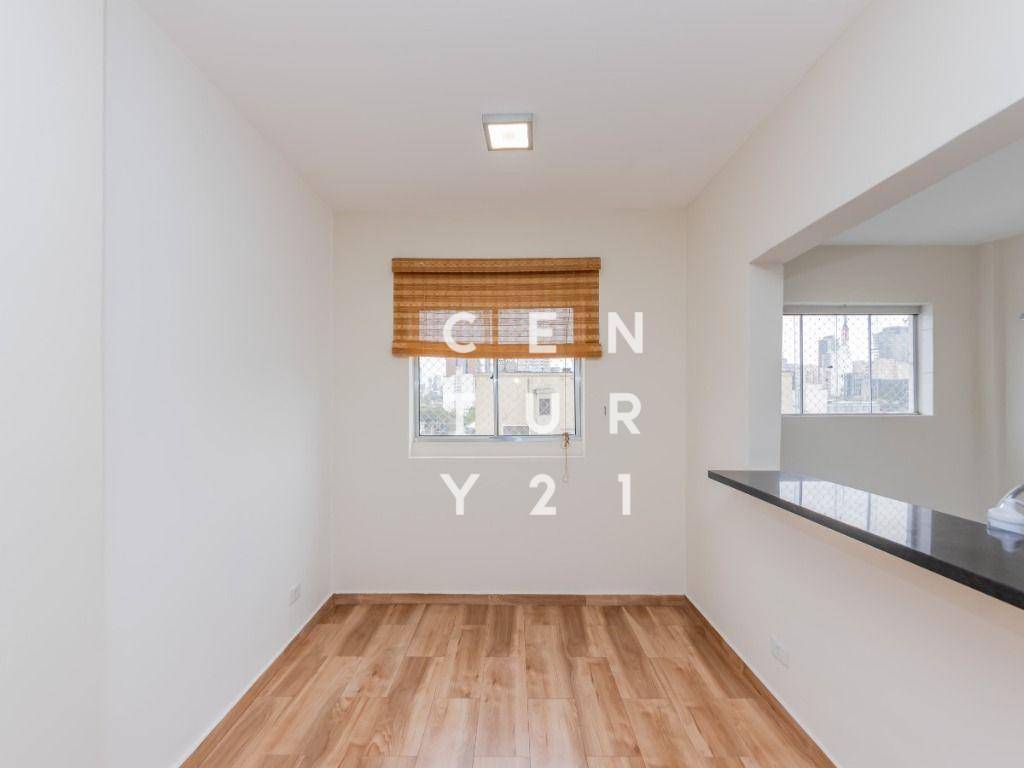 Apartamento à venda com 2 quartos, 62m² - Foto 2