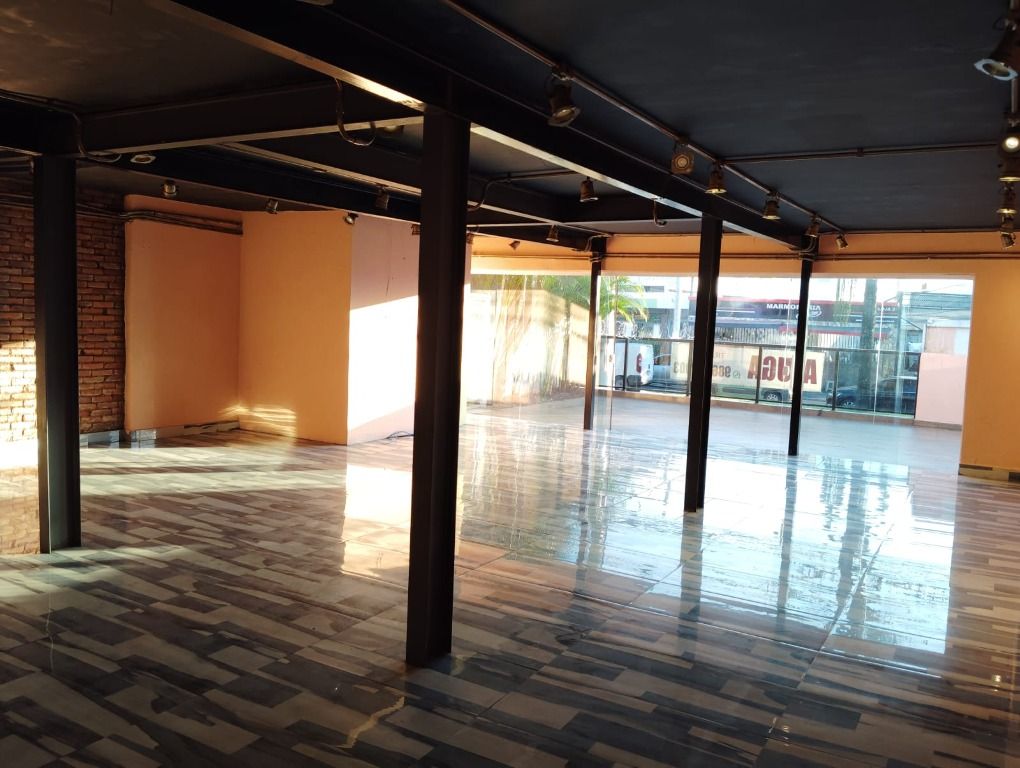 Loja-Salão para alugar, 247m² - Foto 18