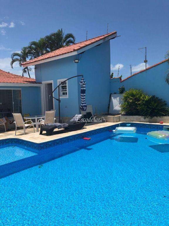 Casa à venda com 3 quartos, 134m² - Foto 2