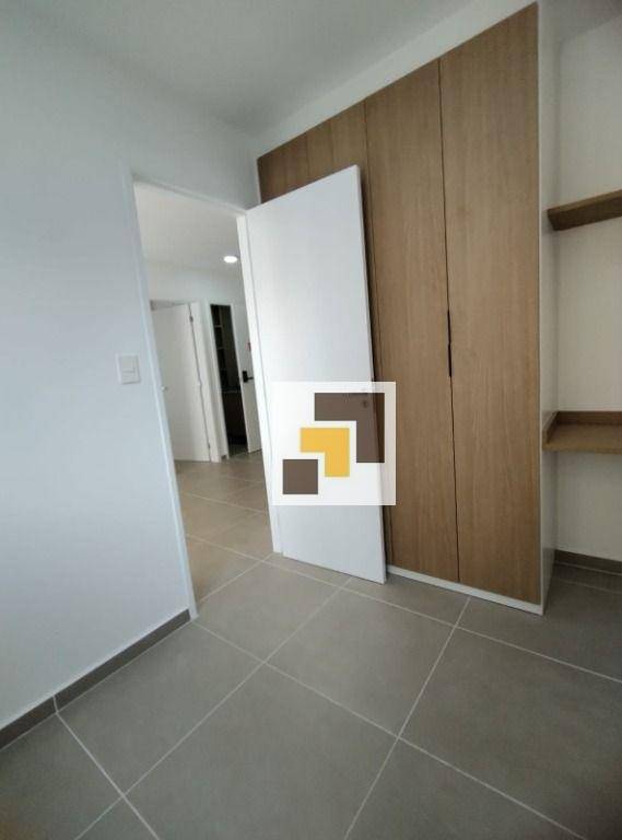 Apartamento à venda com 2 quartos, 40m² - Foto 10