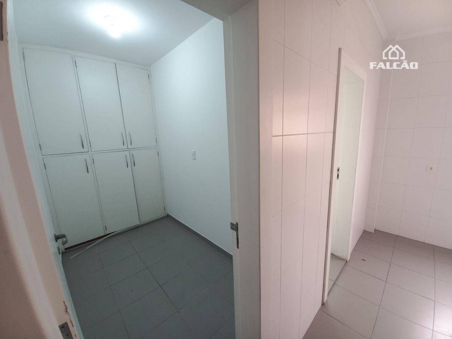 Apartamento à venda com 4 quartos, 250m² - Foto 19