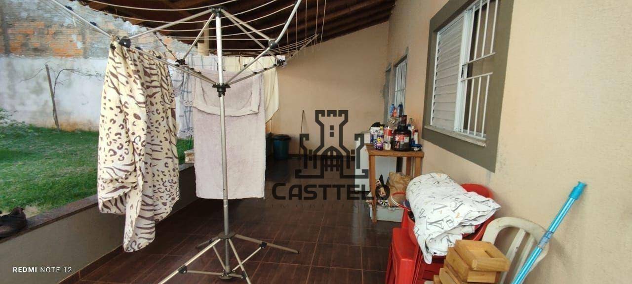 Casa à venda com 3 quartos, 80m² - Foto 14