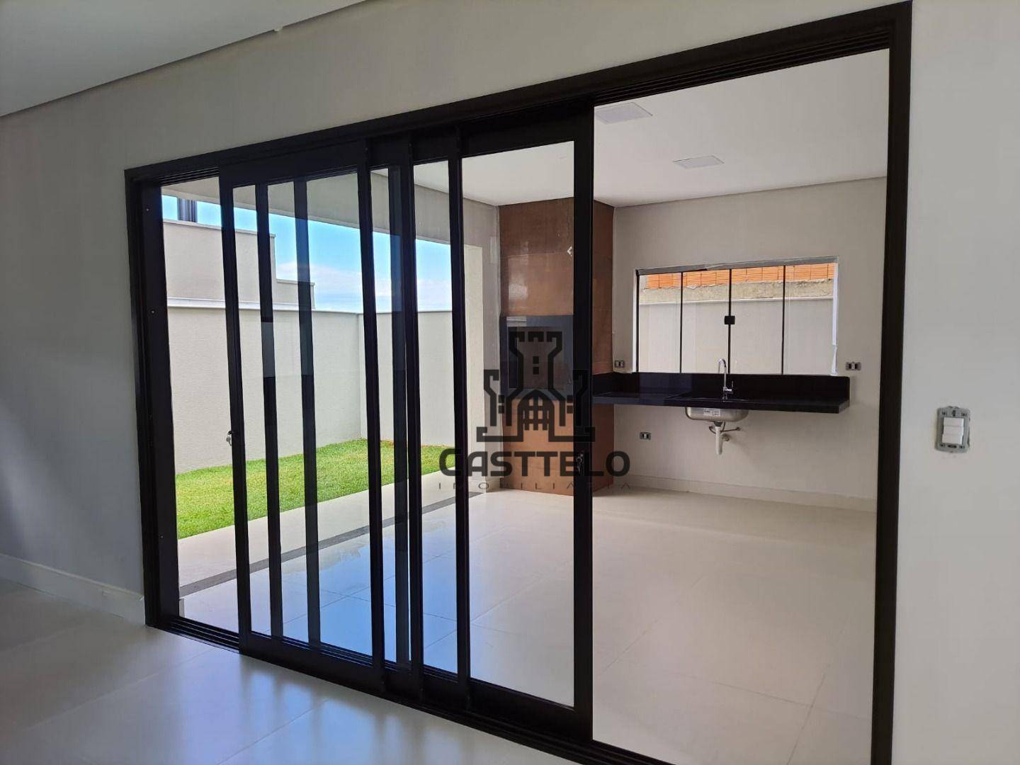 Sobrado à venda com 2 quartos, 183m² - Foto 9