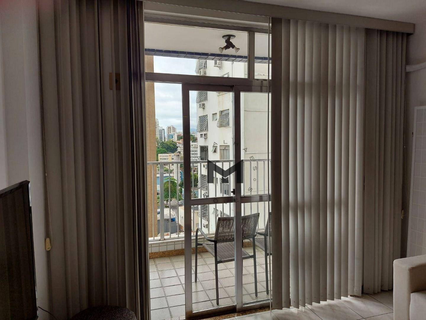 Apartamento à venda com 2 quartos, 90m² - Foto 1