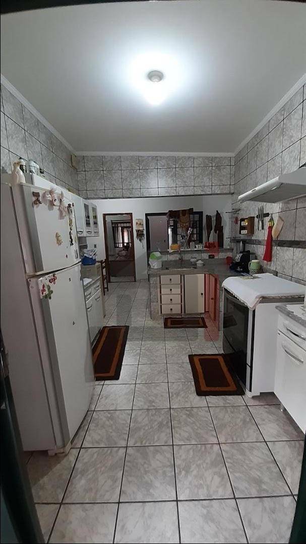 Casa à venda com 3 quartos - Foto 7