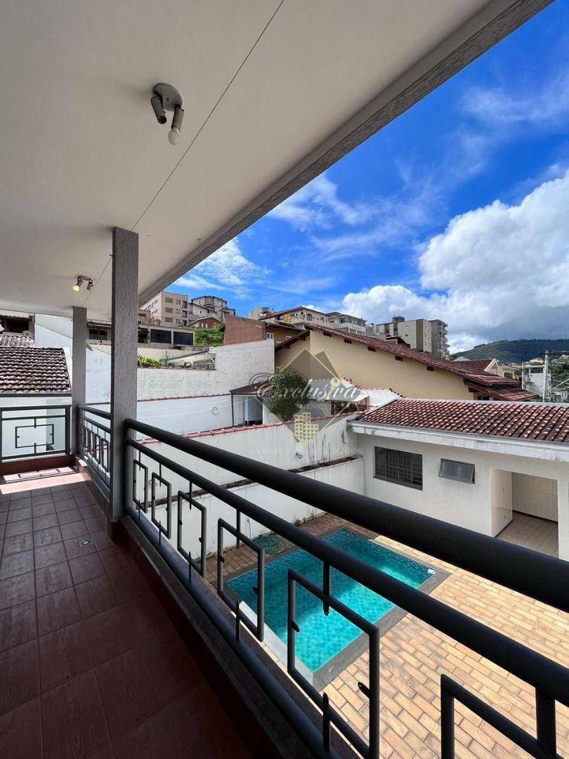 Casa, 3 quartos, 307 m² - Foto 4