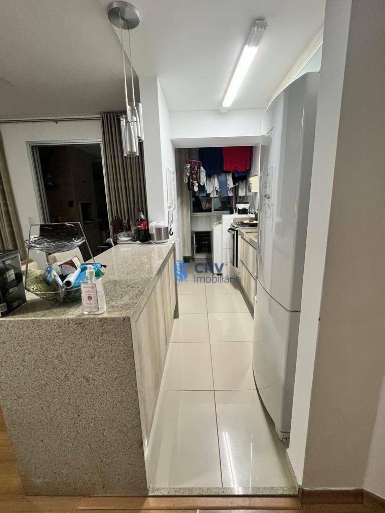 Apartamento à venda com 2 quartos, 75m² - Foto 11