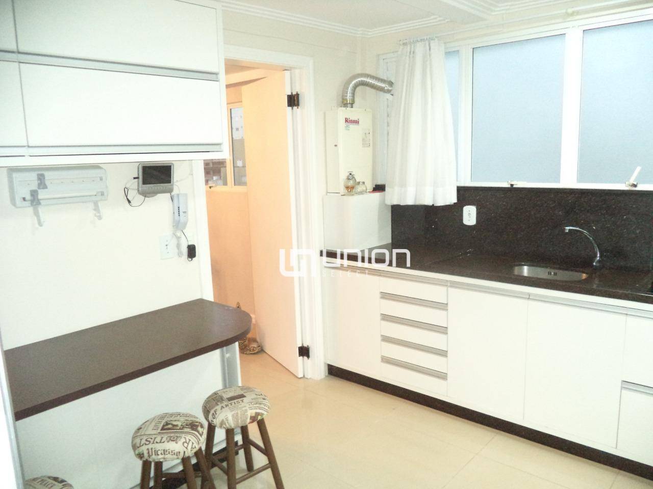 Apartamento à venda com 3 quartos, 167m² - Foto 14