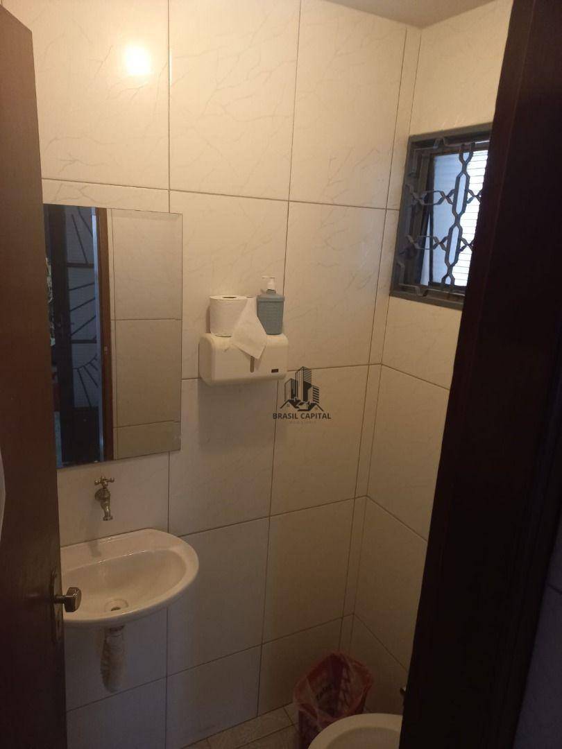 Sobrado para alugar com 3 quartos, 270m² - Foto 3