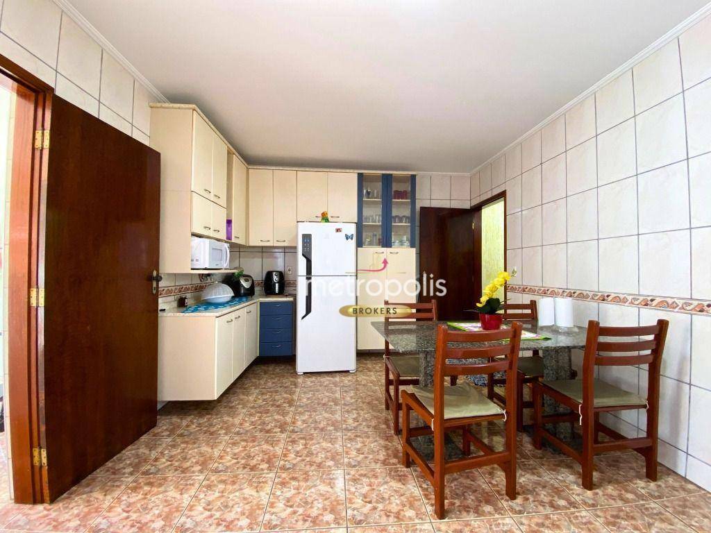 Sobrado à venda com 6 quartos, 280m² - Foto 13