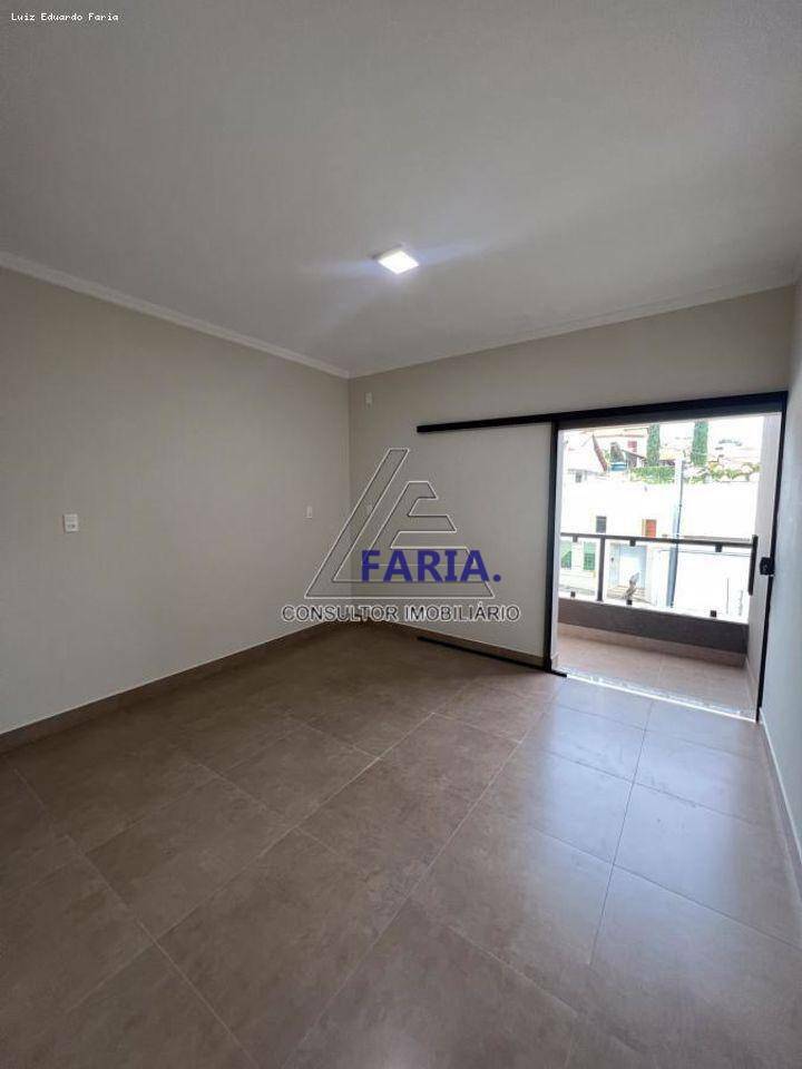 Apartamento à venda com 2 quartos, 85m² - Foto 7