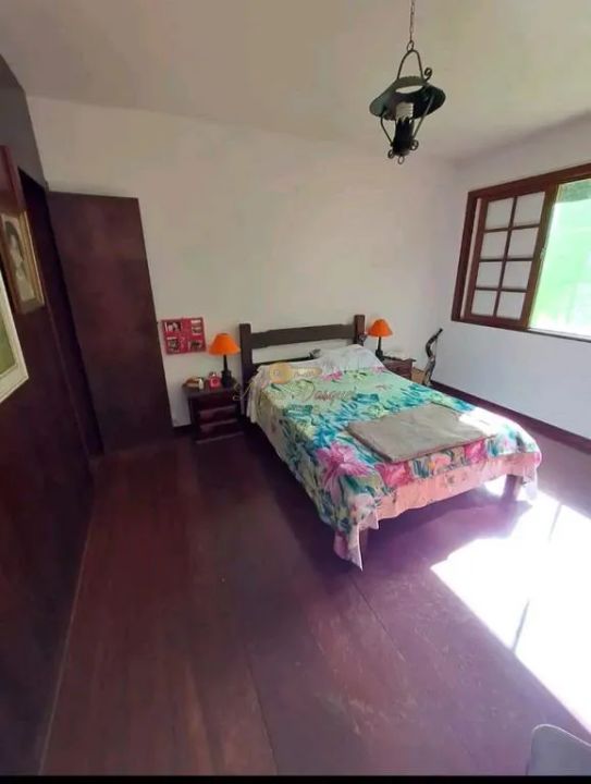 Casa de Condomínio à venda com 4 quartos, 300m² - Foto 33