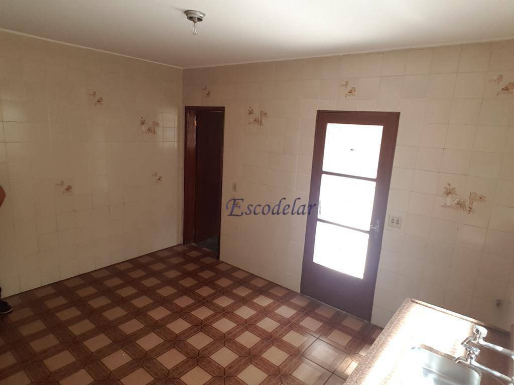 Casa à venda com 2 quartos, 100m² - Foto 12