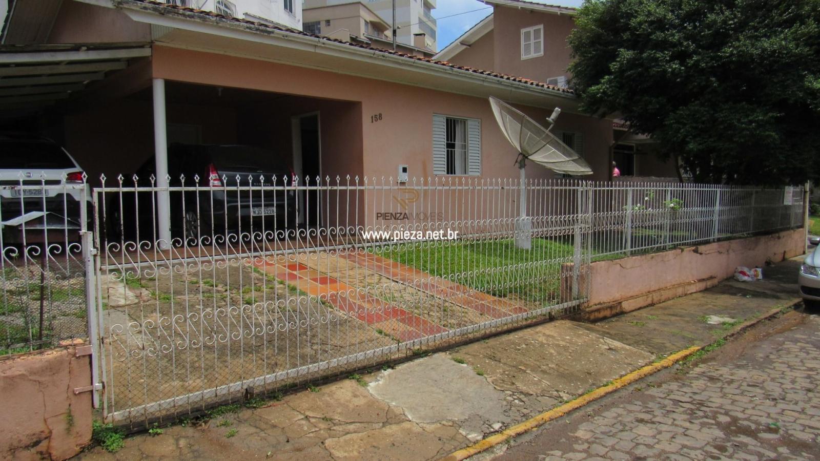 Casa à venda com 4 quartos, 100m² - Foto 1