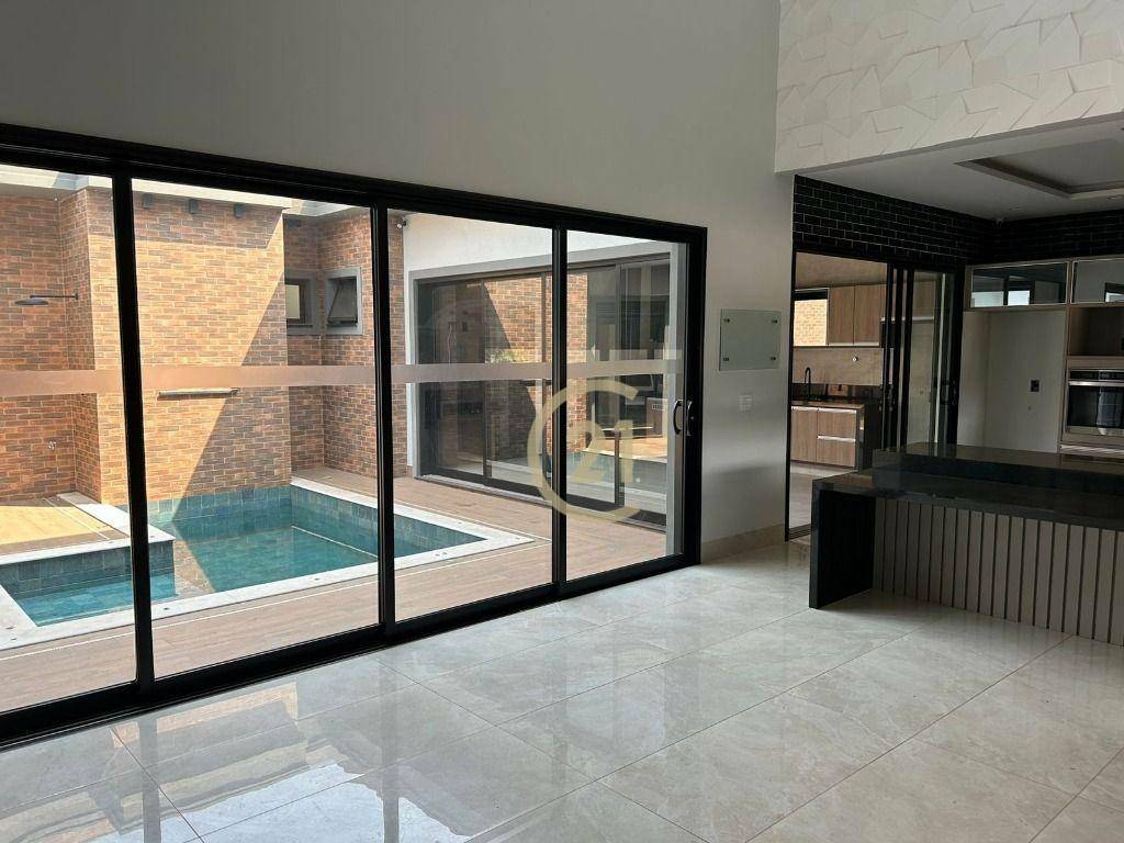 Casa de Condomínio à venda com 4 quartos, 267m² - Foto 9