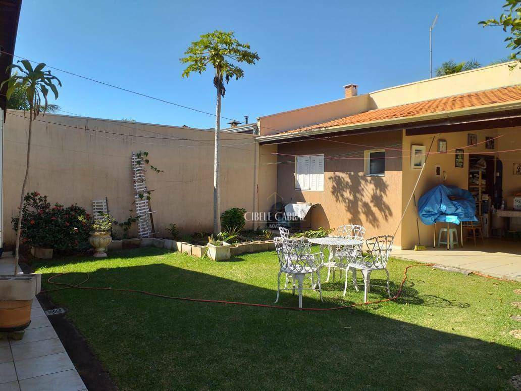 Casa de Condomínio à venda com 3 quartos, 220m² - Foto 15