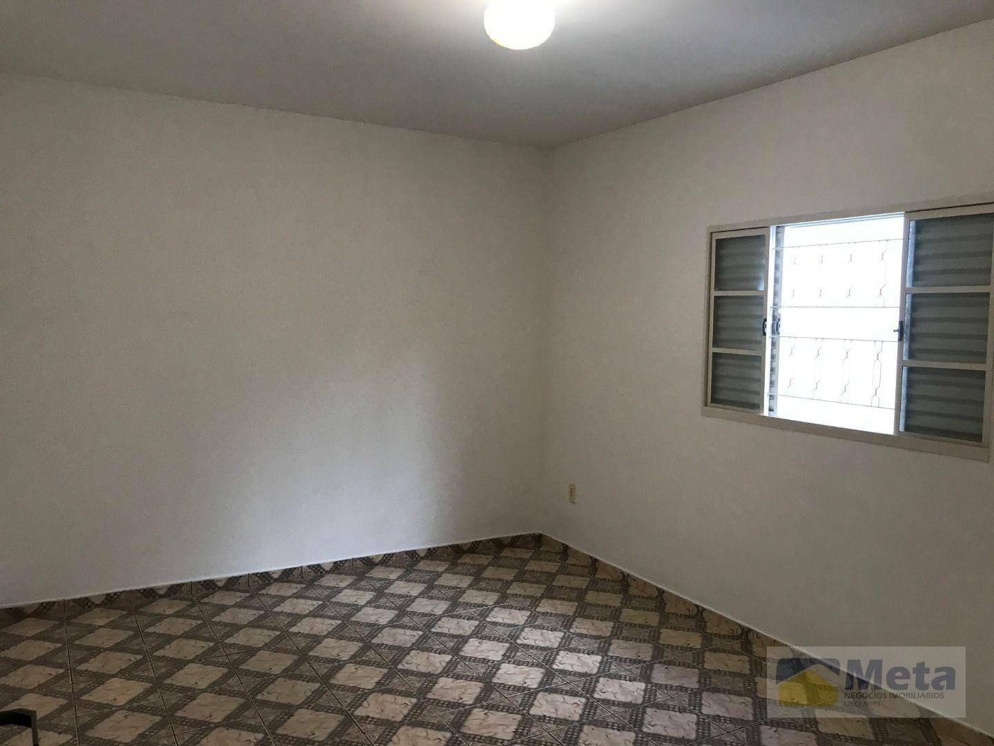 Casa para alugar com 2 quartos, 87m² - Foto 23