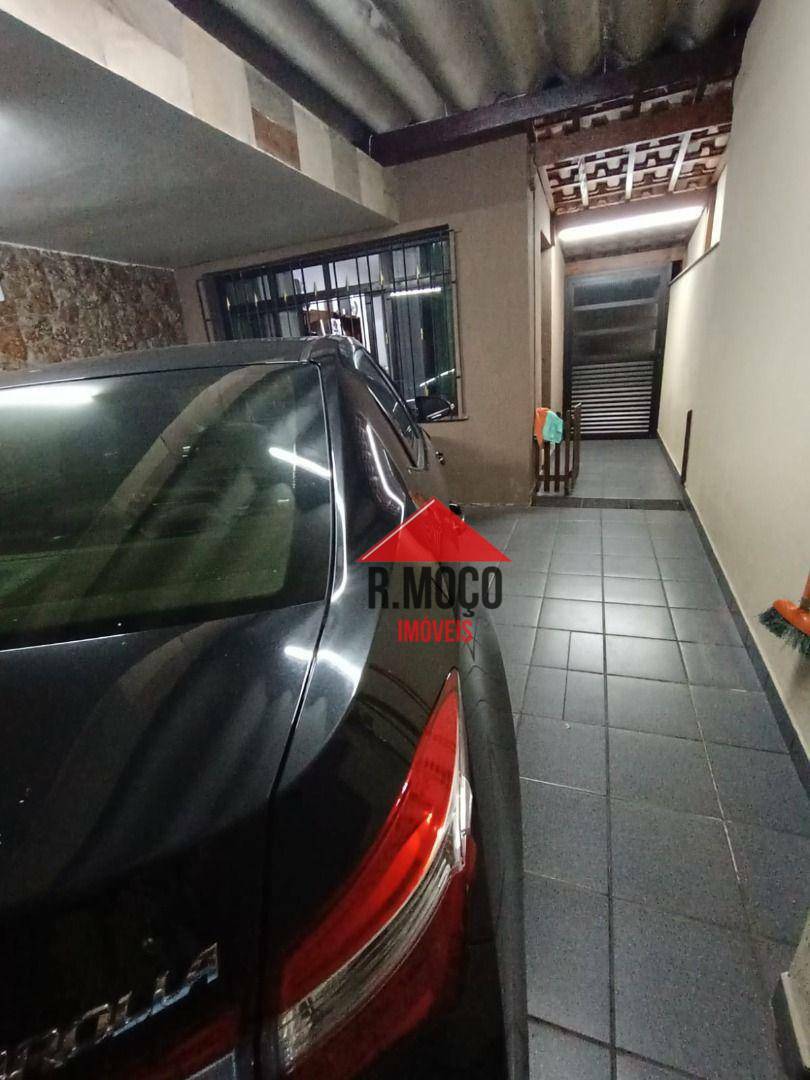 Sobrado à venda com 3 quartos, 150m² - Foto 1