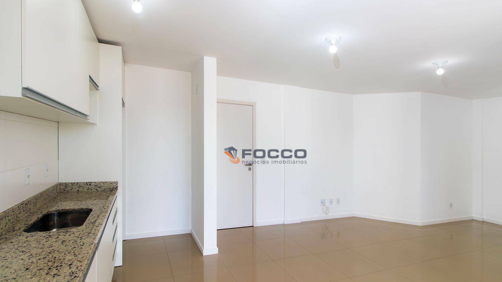 Apartamento à venda com 2 quartos, 76m² - Foto 6