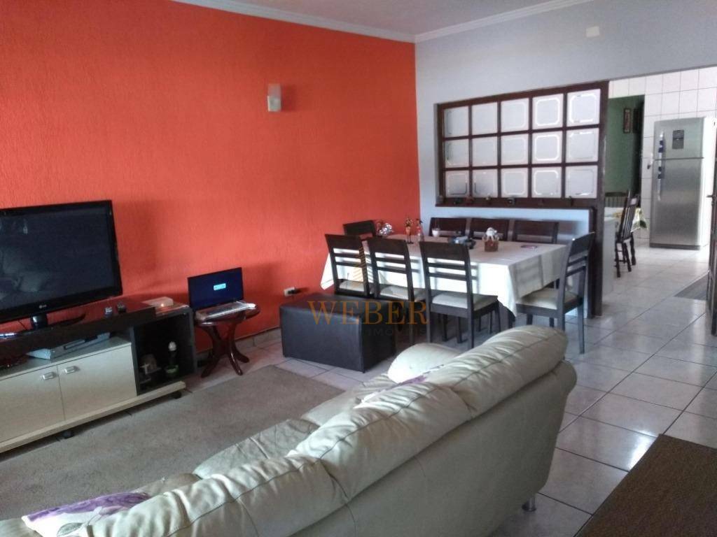 Casa à venda com 3 quartos, 300m² - Foto 10