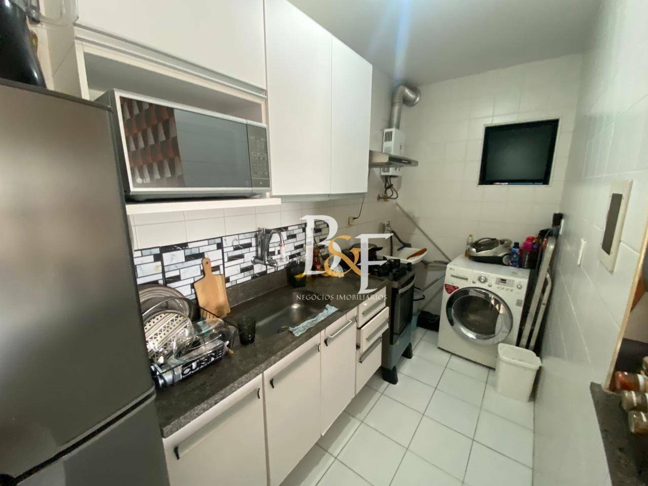Apartamento à venda com 1 quarto, 45m² - Foto 17