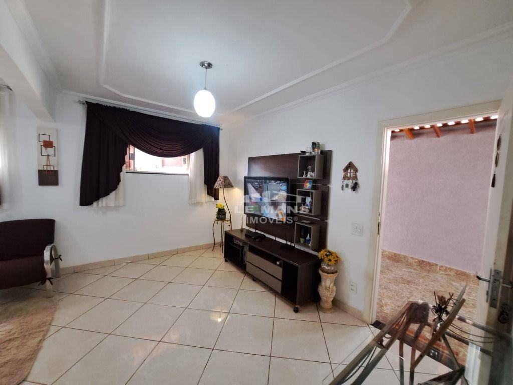 Casa à venda com 2 quartos, 188m² - Foto 8