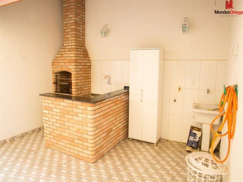 Casa à venda com 2 quartos, 100m² - Foto 12