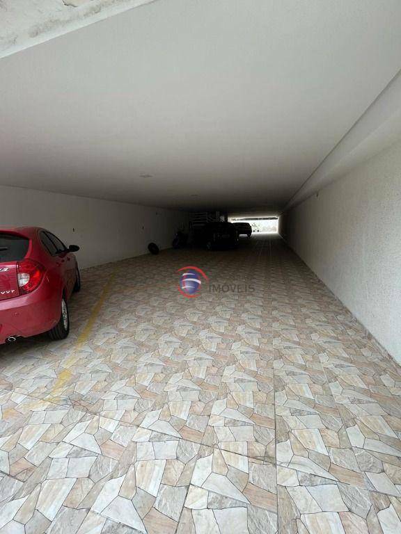 Apartamento à venda com 2 quartos, 70m² - Foto 18