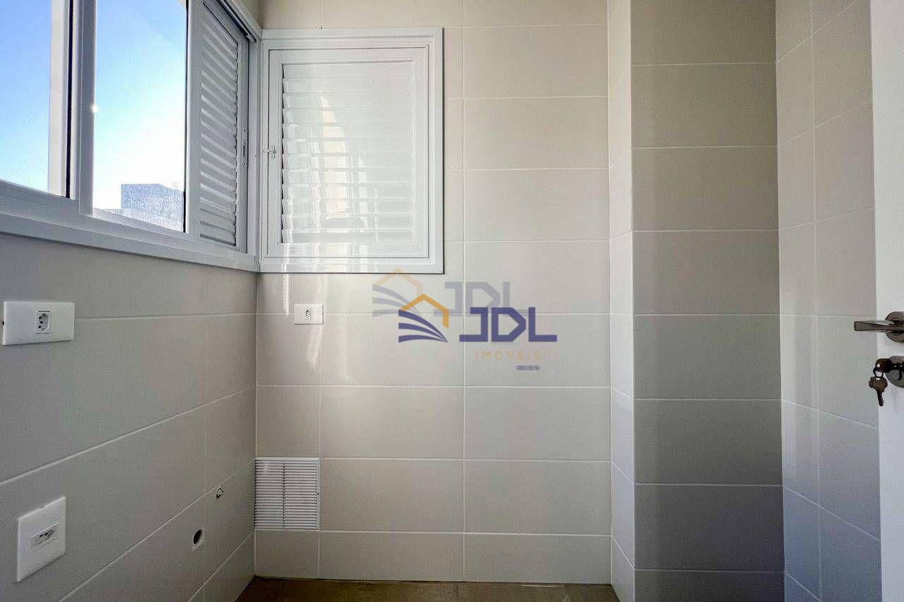 Apartamento à venda com 3 quartos, 118m² - Foto 8