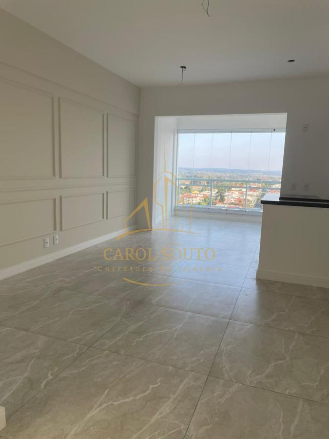 Apartamento à venda com 2 quartos, 82m² - Foto 2