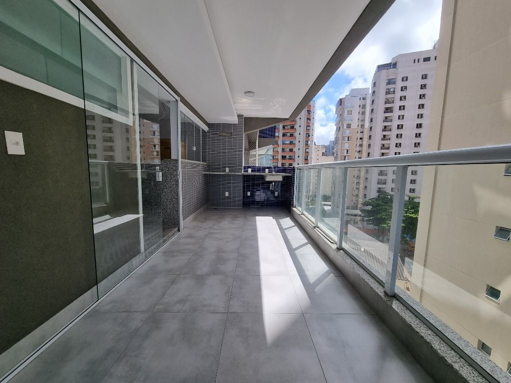 Apartamento à venda com 3 quartos, 146m² - Foto 6