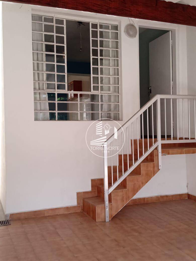 Casa à venda com 2 quartos, 100m² - Foto 15