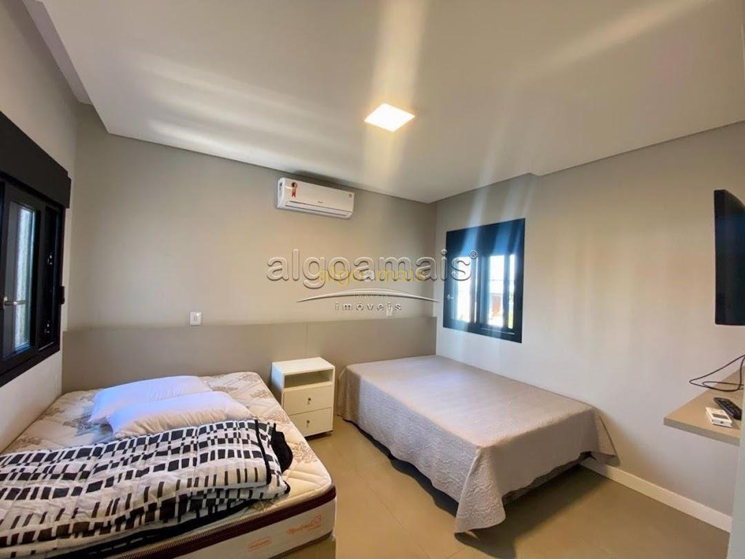 Casa de Condomínio à venda com 4 quartos, 320m² - Foto 23