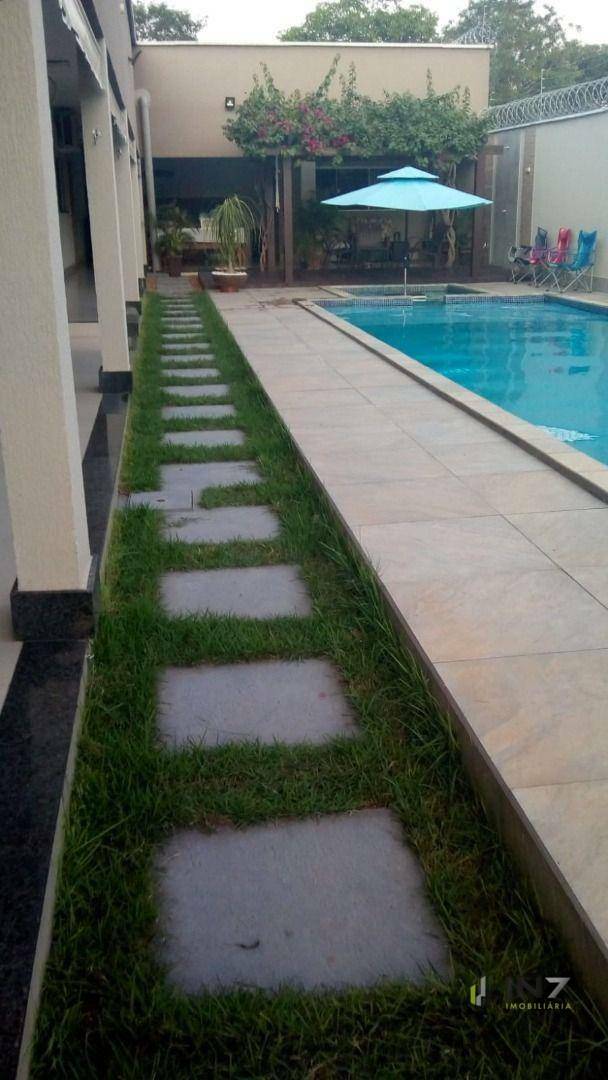 Casa à venda com 4 quartos, 840M2 - Foto 1