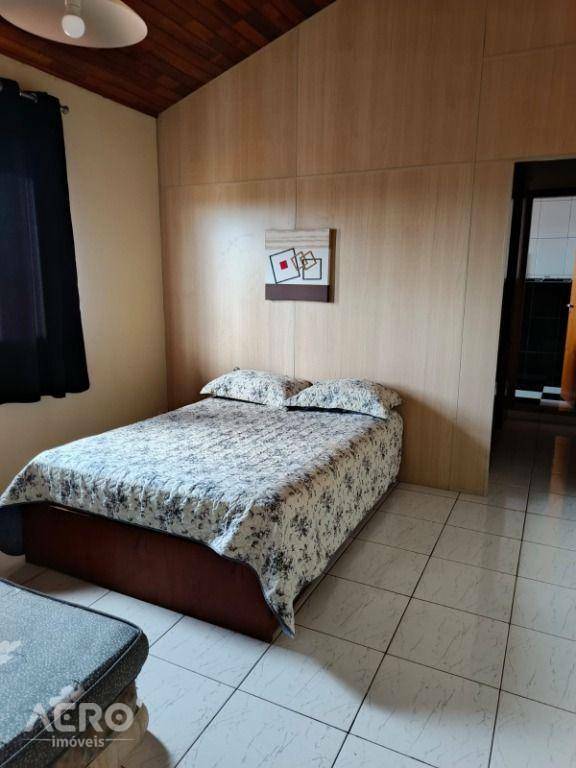 Casa à venda com 4 quartos, 184m² - Foto 11